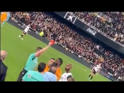 Watch Vinicius Jr red card reaction