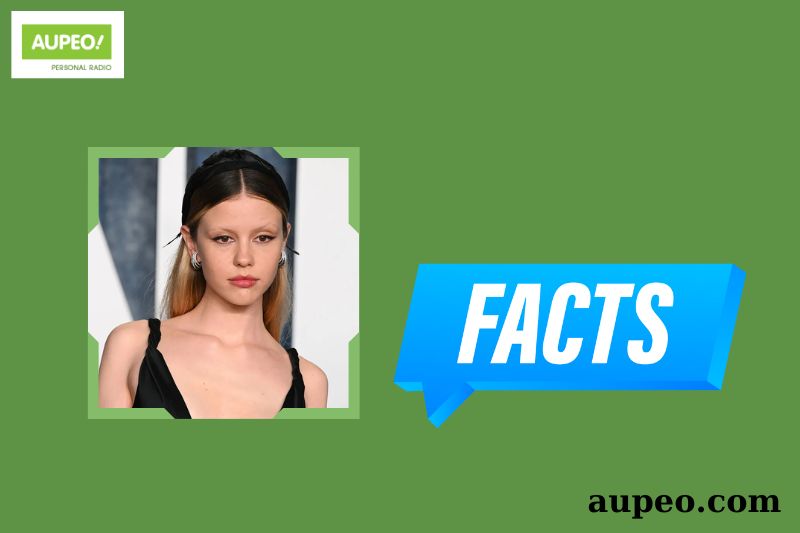 Mia Goth's quick facts