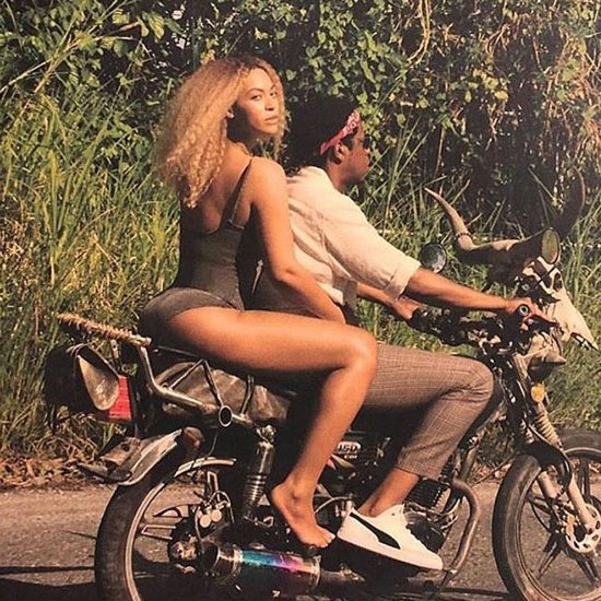 beyonce nudehot bike pic