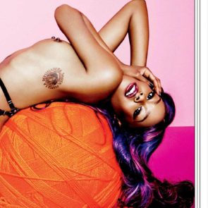 Azealia Banks nude boobs