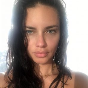 Adriana Lima's hot selfie