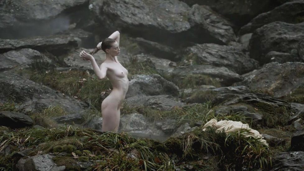 Alyssa Sutherland nude