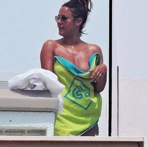 Caroline Flack Hot Tits