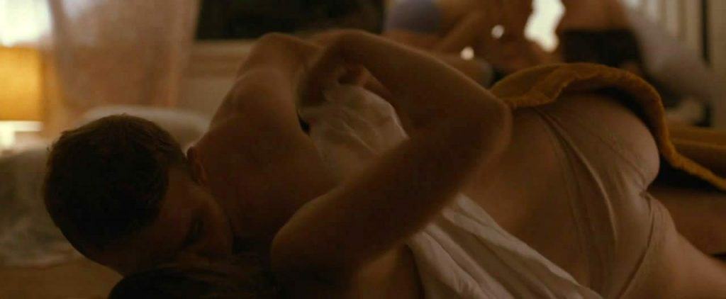 Elizabeth Olsen topless porn scene