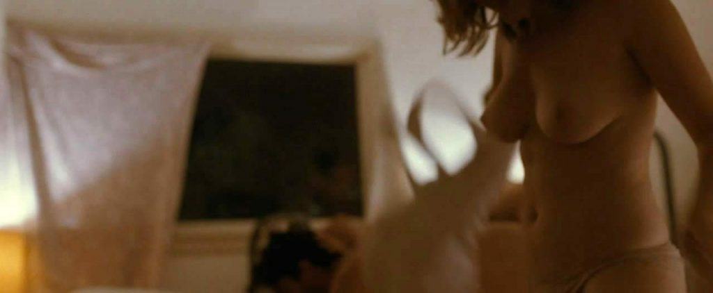 Elizabeth Olsen topless sex scene