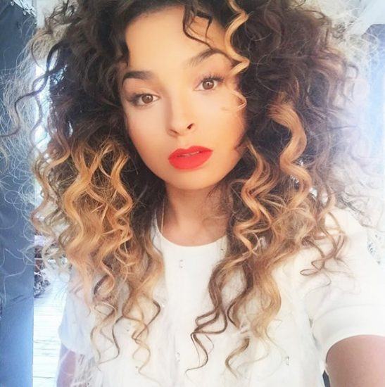 Ella Eyre Hot Selfie