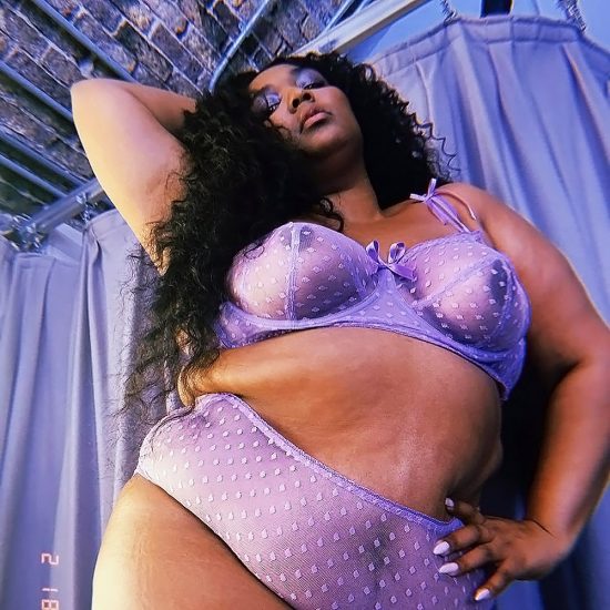 Lizzo nude boobs