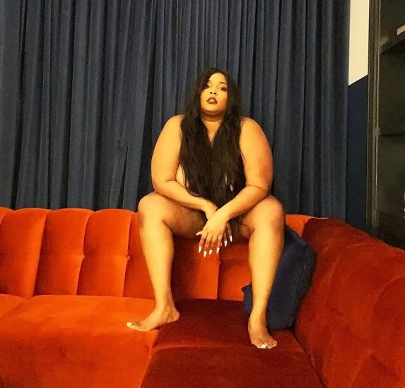 Lizzo naked feet