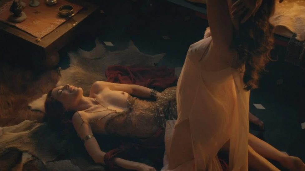 Lucy Lawless and Jaime Murray lesbian sex in Spartacus Gods of the Arena - S01E01 2