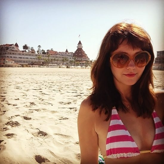 Mary Elizabeth Winstead bikini leaked