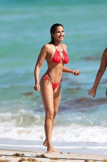 padma lakshmi red bikini