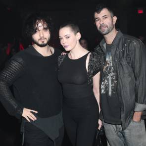 Rose McGowan nipples transparent in NY