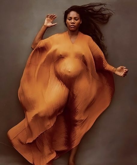 Serena Williams naked and pregnant