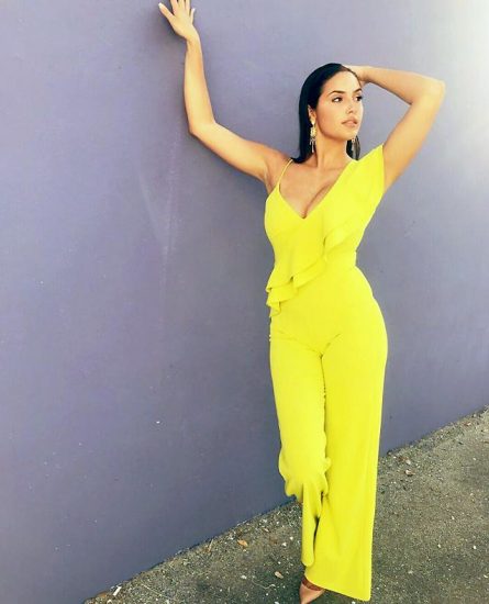 Tao VikrthSexy in yellow jumpsuit