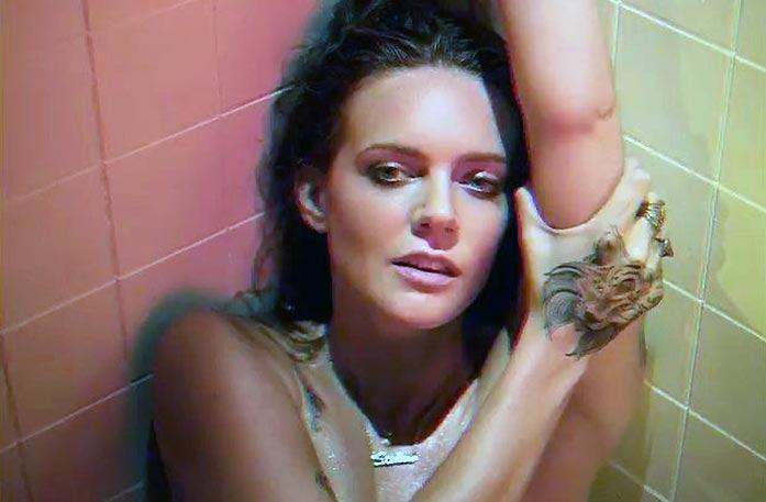 Tove Lo lying naked