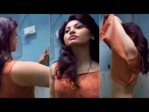 Urvashi Rautela Viral Bathroom Video