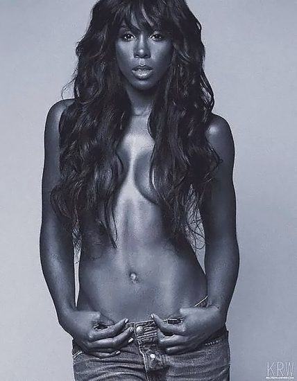 Kelly Rowland Topless