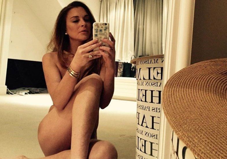 lindsay_lohan_nude_leaked selfie