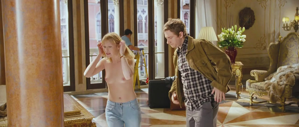 Joanna Page nude boobs