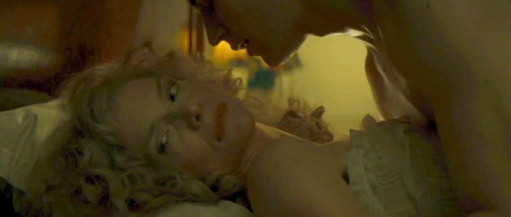 Michelle Pfeiffer hot scene