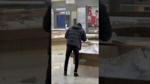 conestoga mall robbery video