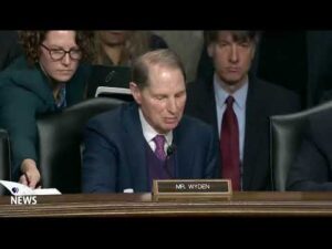 WATCH: Sen Ron Wyden questions RFK Jr