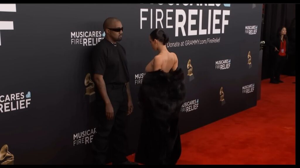 bianca censori dress grammys video