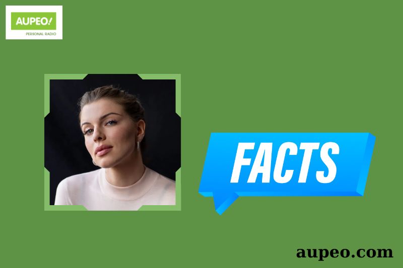 Julia Fox Quick Facts