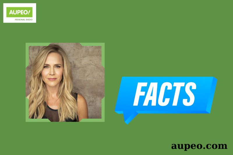 Julie Benz Fast Facts