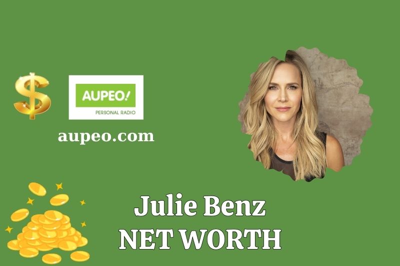 What is Julie Benz's net value in 2025