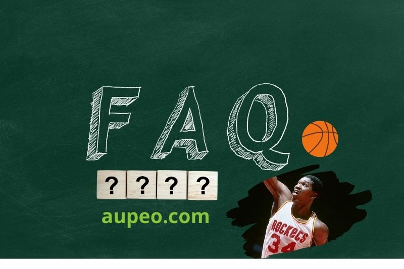 Questions about Hakem Olajuvon (1)