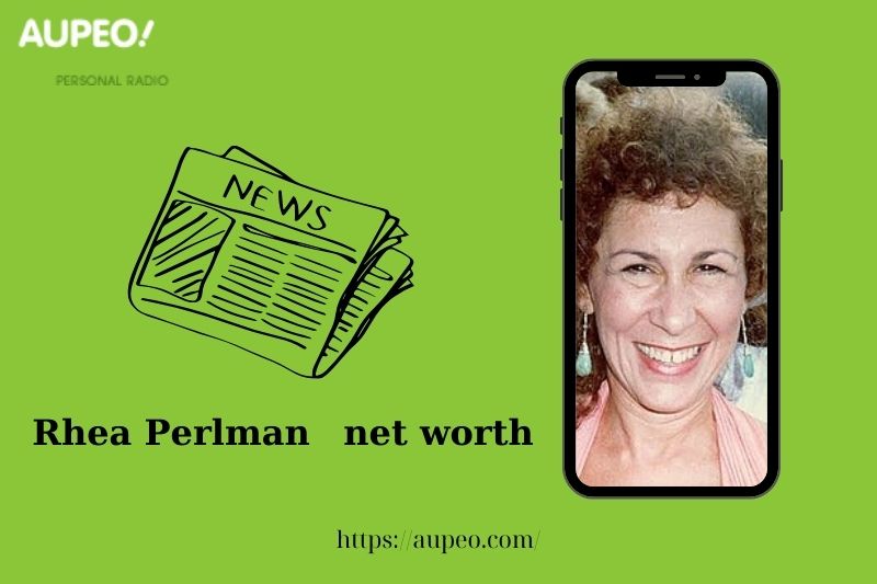 What is Ria Perlman's net value in 2025