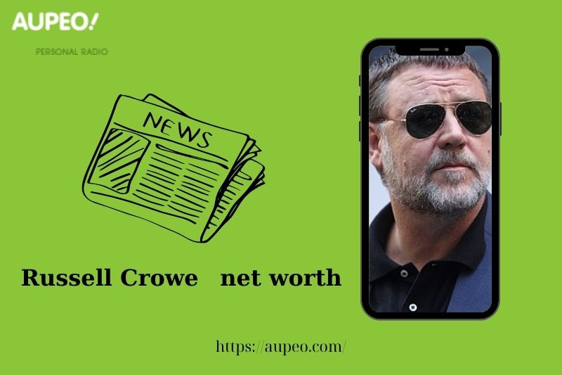 What is Russell Crow's net value in 2025